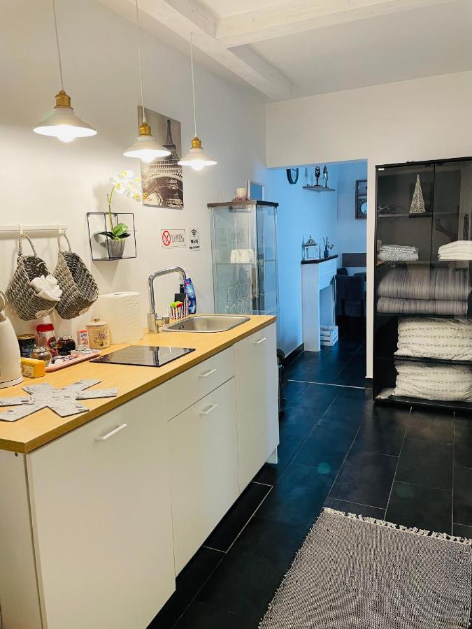 Perfect Place To Stay Self Check In-24H-Netflix-Wifi Resita Esterno foto